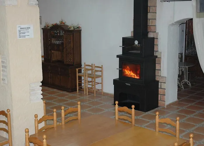 Hostal Ull De Canals *